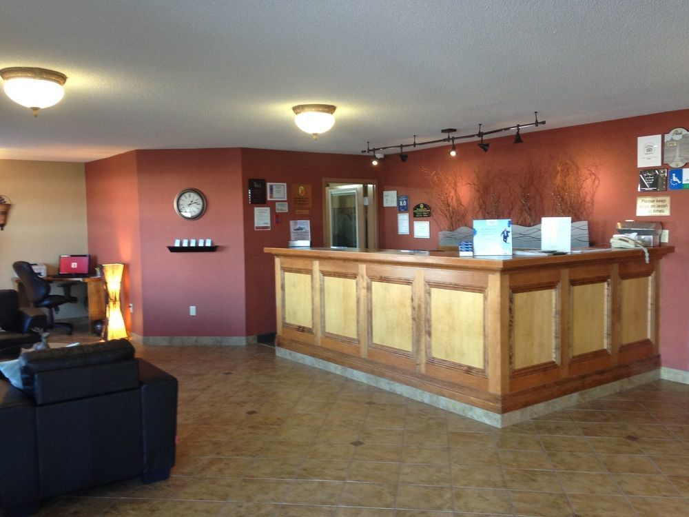 Quality Inn & Suites Cornwall Buitenkant foto