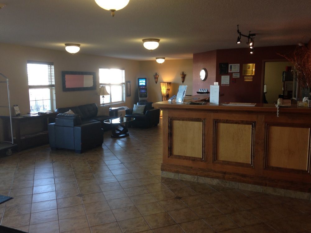 Quality Inn & Suites Cornwall Buitenkant foto