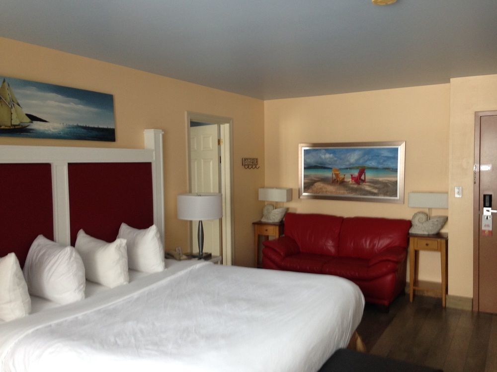 Quality Inn & Suites Cornwall Buitenkant foto